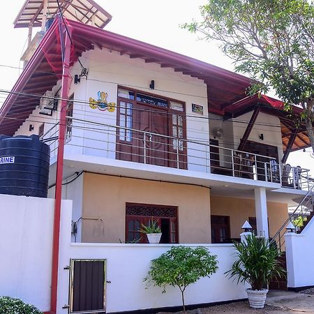 Channa Villa & Tours Бентота Экстерьер фото
